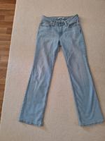 Levis 27/32 größe 38 Brandenburg - Bernau Vorschau