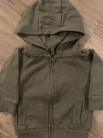 Next Sweatjacke Khaki Baby Jungen 6-9 Monate Nordrhein-Westfalen - Remscheid Vorschau