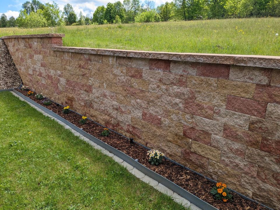 Gartenmauer Betonmauer Burgmauer Stützmauer ca. 16 m² teil. NEU in Haidmühle