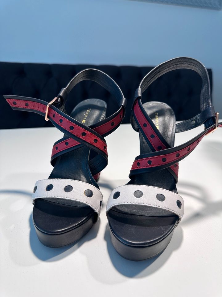 Tommy Hilfiger Blockabsatz Sandalette Gr.36 in Henstedt-Ulzburg