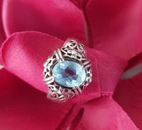 Zauberhafter Ring mit Blau-Topas aus Silber 925 Nordrhein-Westfalen - Erkrath Vorschau