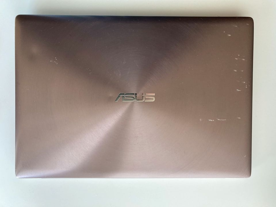 ASUS Zenbook UX303U Core Intel i5  8 GB Ram in Eisenbach (Hochschwarzwald)