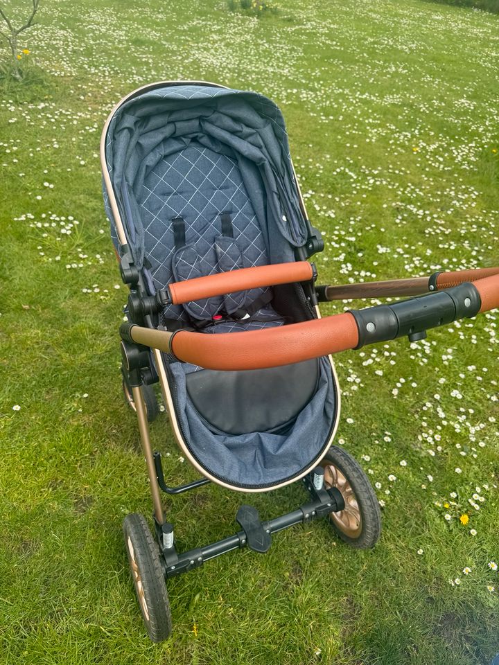 Kinderwagen mit Autoschale von Casiloo in Hagenow