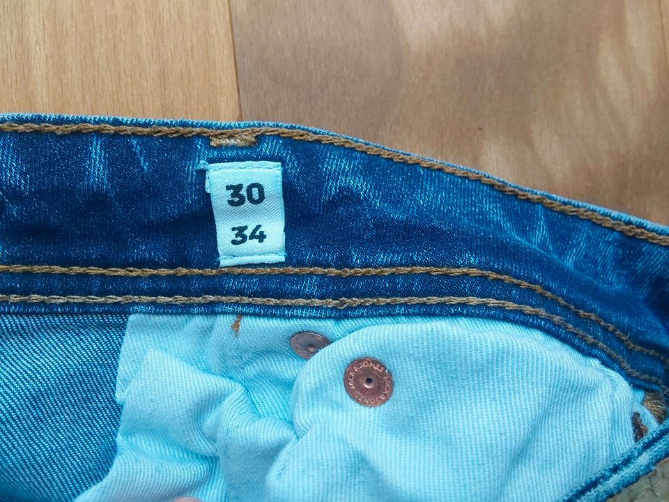 Jack & Jones Jeans Modell: skinny/Liam Gr. 30 Beinlänge: 34 in Kernen im Remstal