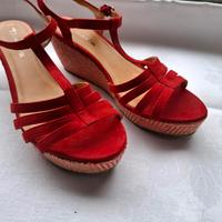Tamaris Plateau Sandalen / rot / Größe 39 Schleswig-Holstein - Glückstadt Vorschau