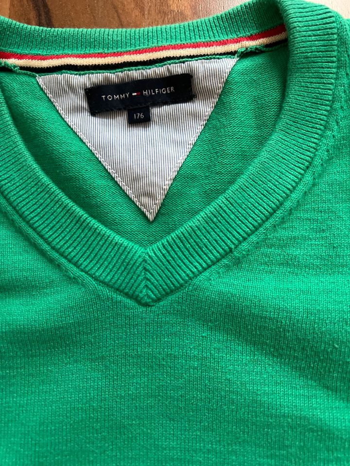 TOMMY HILFIGER Pullover Gr. 176 in Bottrop