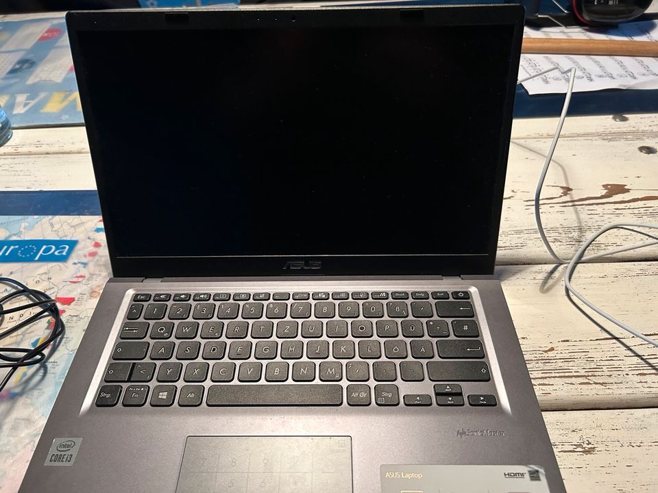 Asus Laptop in Kempen