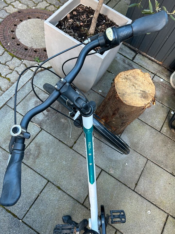 Mädchen Fahrrad in Speyer in Speyer