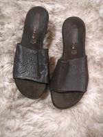 Tamaris Leder Clogs, Sandalen in 39 Hessen - Ober-Ramstadt Vorschau