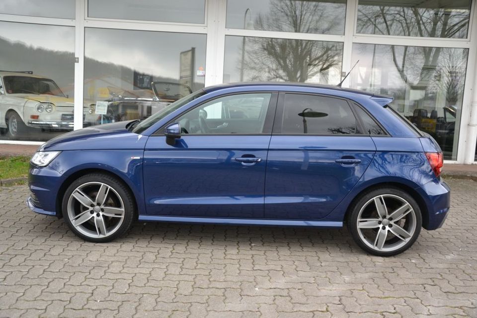 Audi A1 1.4 TFSI Sportback*S Line Sportpaket*XENON*NA in Bad Driburg