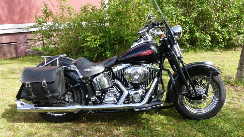 Harley Davidson SPRINGER Classic FLSTSCI in Roth