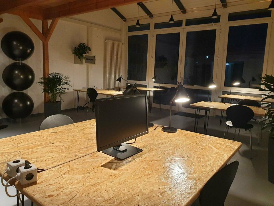 Arbeitsplatz im Coworking Space // Tagesticket in Niebüll