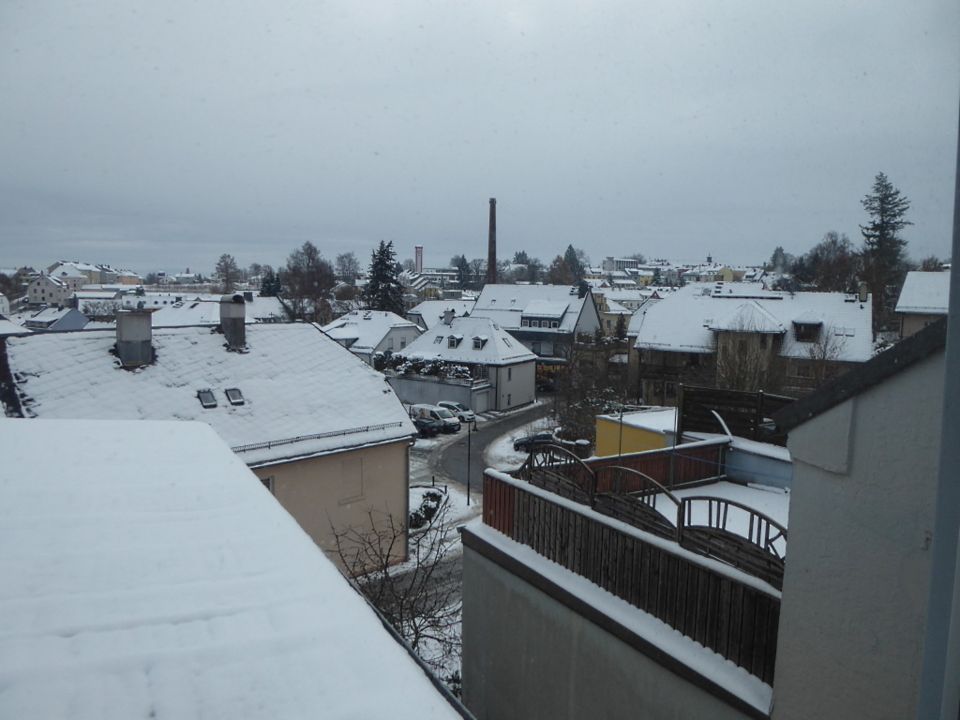 Geräumiges Stadthaus mit Garage und Balkon im Herzen von Helmbrechts in Helmbrechts