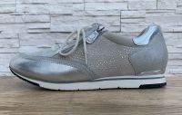 Neuwertige Gabor Sneaker Gr 8 silber Berlin - Spandau Vorschau