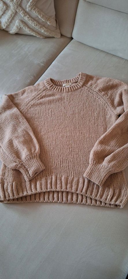 Pullover H&M mit Glitzereffekt Gr S in Redwitz a d Rodach