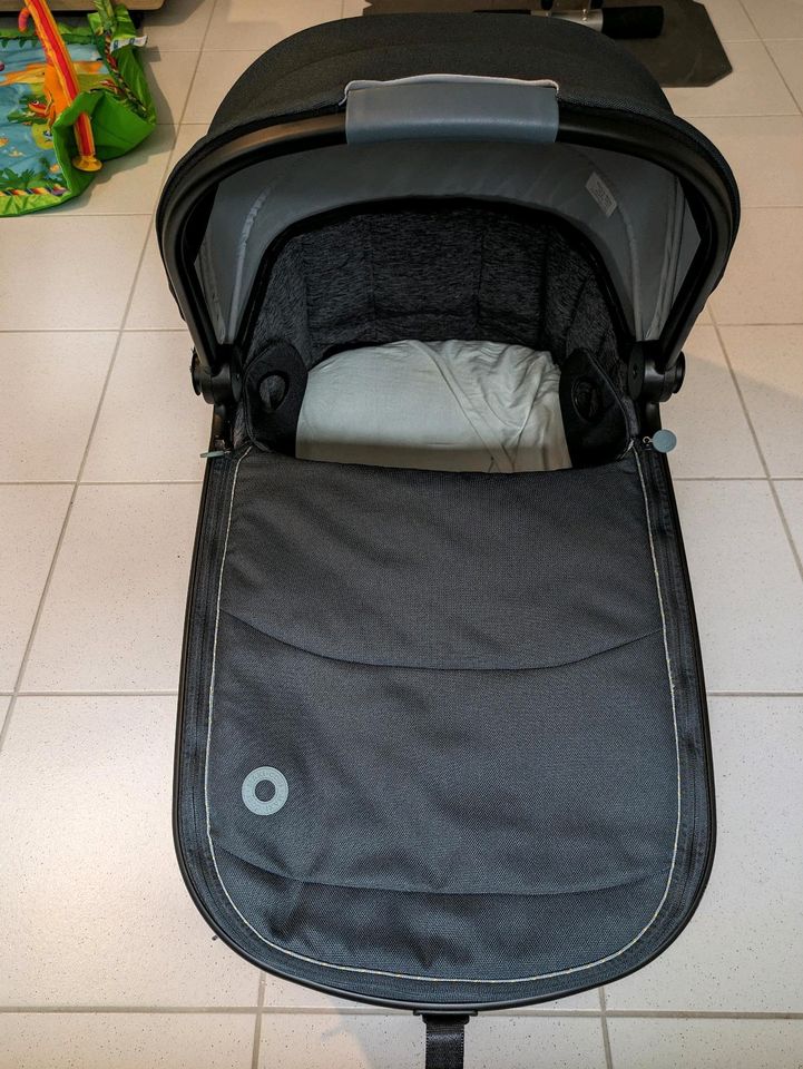 MAXI Cosi Lila XP Kombikinderwagen Essential Graphite in Geldern