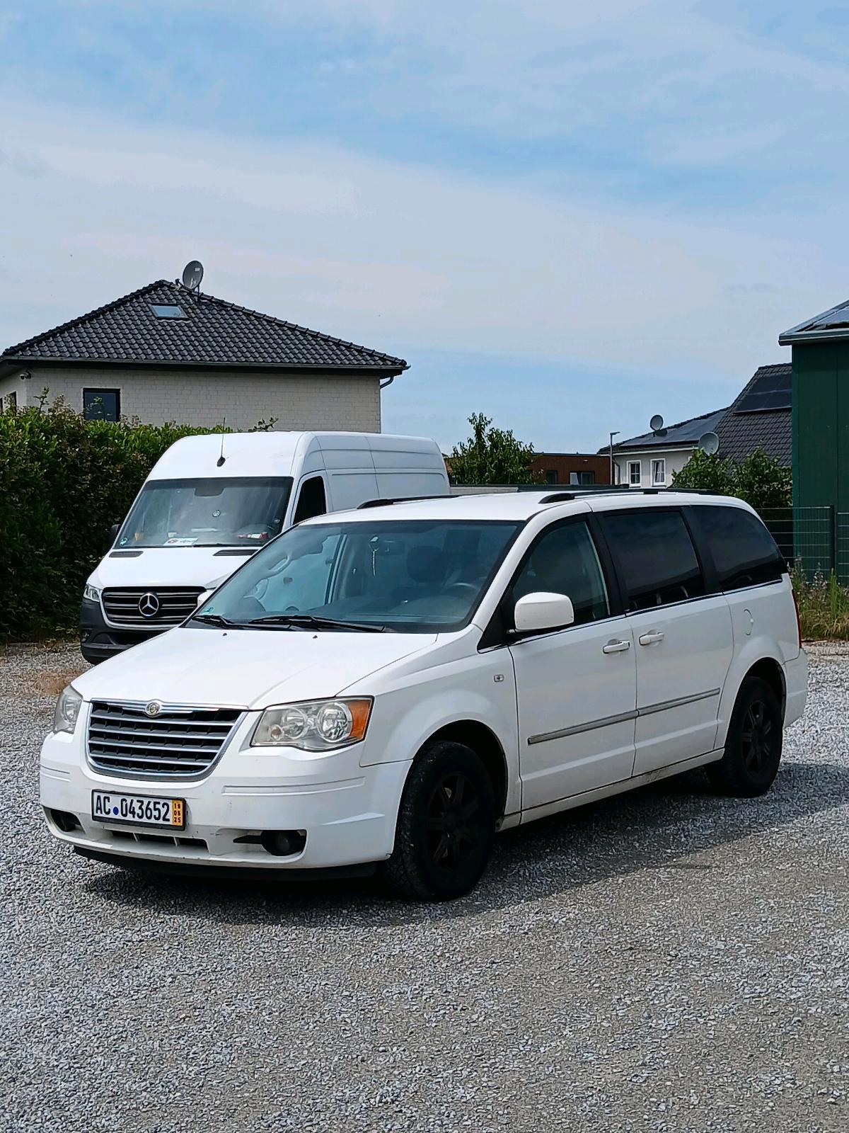 Abbildung des Autos Chrysler Grand Voyager R…