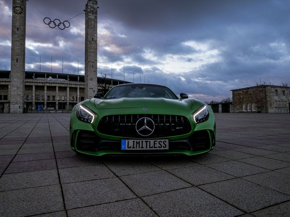 Mercedes-Benz AMG GTR GT mieten Berlin Sportwagen Autovermietung in Berlin