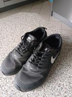 Sneaker Nikes 40 Niedersachsen - Bergen Vorschau