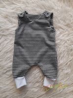 Frühchenkleidung Strampler Handmade 50 Schwarz Weiß Baby Nordrhein-Westfalen - Grefrath Vorschau