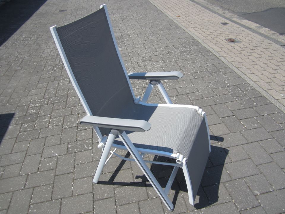 Klapp-Liegestuhl selten genutzt in Neuwied