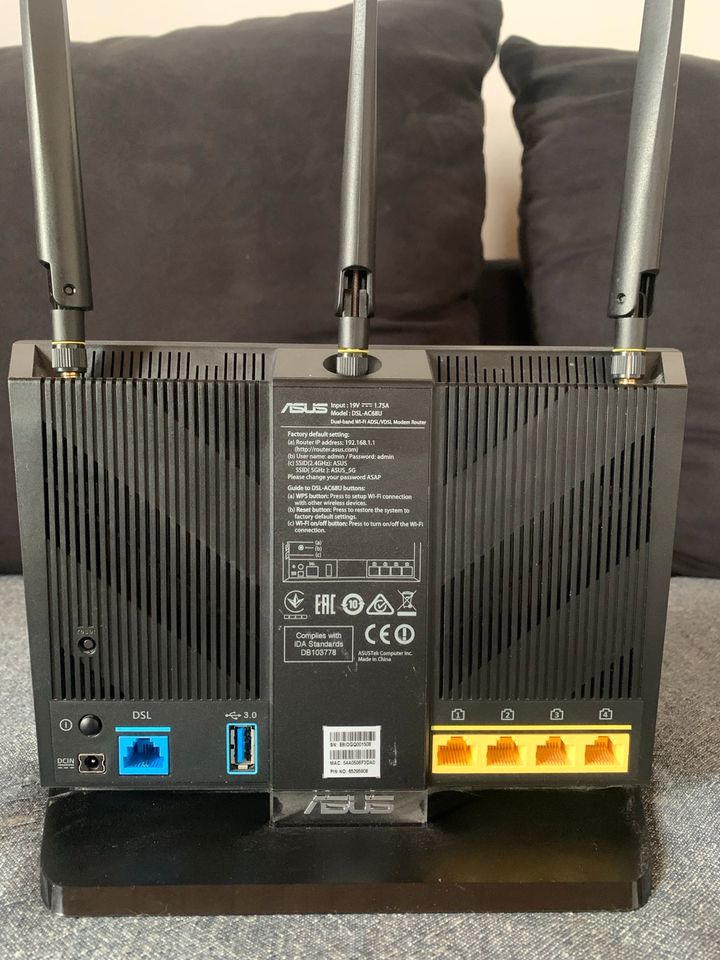 Wi-fi Router ASUS DSL-AC68U in Höchstädt a.d. Donau