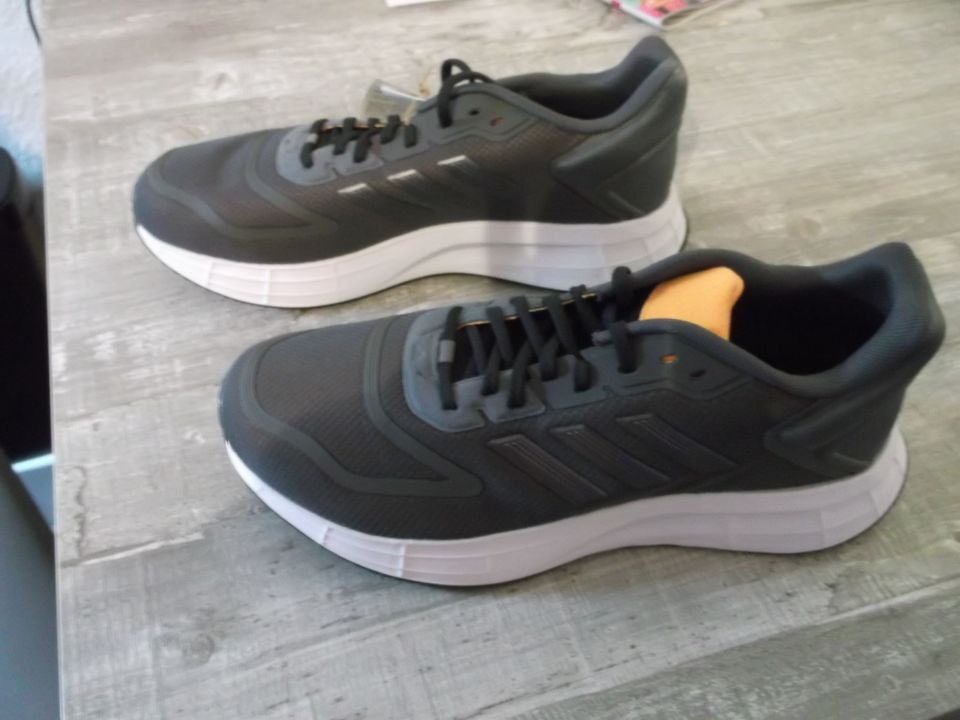 Adidas Duramo 10 Laufschuhe, Gr. 40,5, grau-orange, neu in Bad Neuenahr-Ahrweiler