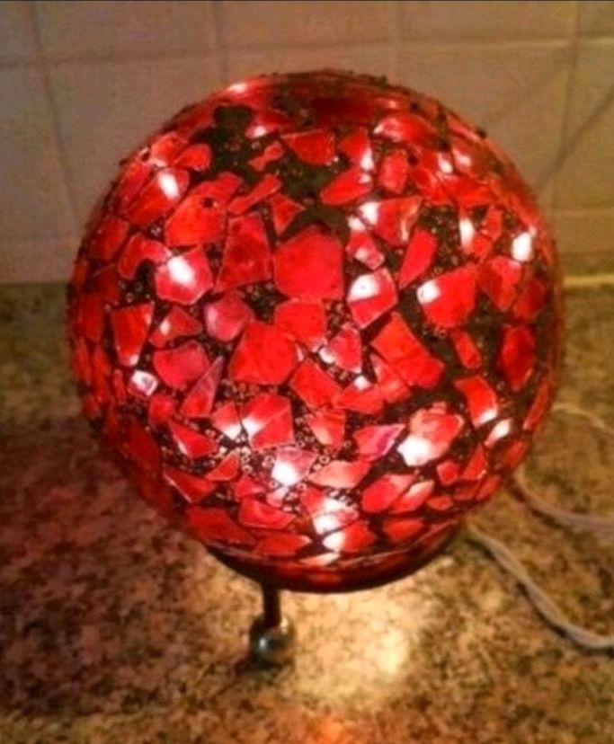 Mosaiklampe mit Lichterkette und Ständer in Zülpich