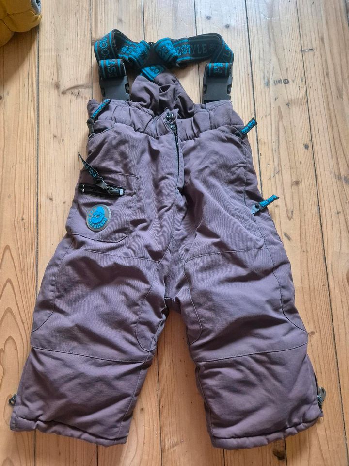 Schneeabzug Winterjacke Schneehose Gr. 86 in Au