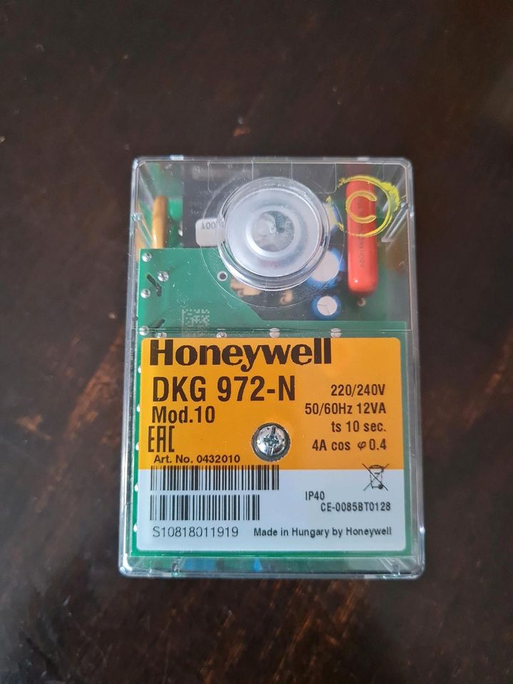 Honeywell Gasfeuerungsautomat DKG 972-N mod.10 in Steinbach