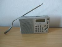 Weltempfänger / Radio von Tchibo in silber Nordrhein-Westfalen - Rahden Vorschau