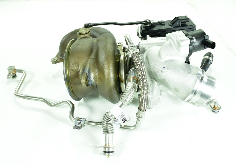 8489597 BMW 7er G70 Turbolader mit Wastegate-VentilSteller B58B30 
