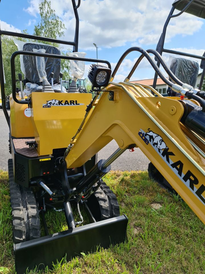 Bagger mit GRATIS Schaufelpaket, 1t Minibagger, VORFÜHRGERÄT, KARL WM10 C, Microbagger mit Knickarm, SOFORT VERFÜGBAR in Oberthulba