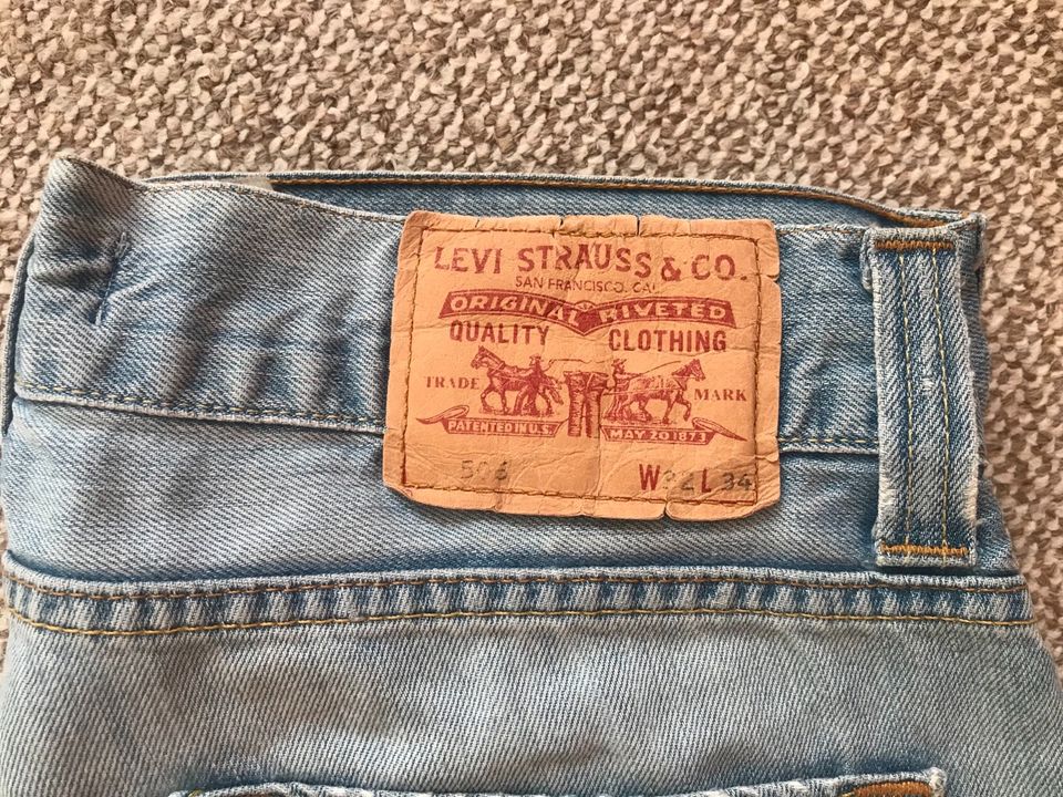 Levis Jeans 506 Standard hellblau W32 L34 in Berlin
