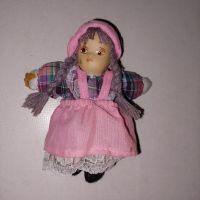 Alte Puppe mit Porzellankopf Mädchen ca. 11 cm Niedersachsen - Hambühren Vorschau