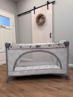 Joie Reisebett Allura 120 DLX – Grey Flower inkl. Matratze Niedersachsen - Natendorf Vorschau