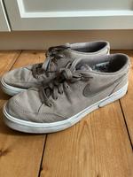 Nike Sneaker, beige, Größe 40.5 Köln - Nippes Vorschau