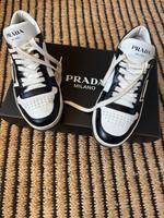 Prada downtown sneaker Leder dg/39 Schleswig-Holstein - Norderstedt Vorschau