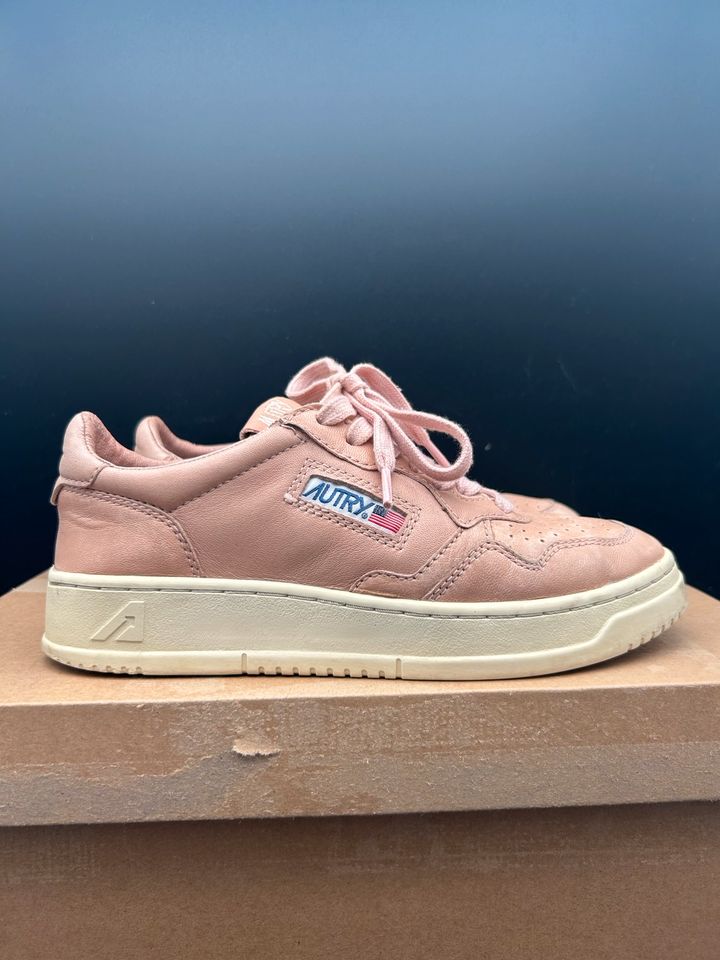 Autry Damen Medalist Leather Low Rosa Gr. 37 Sneaker (Veja peach) in Bad Waldsee