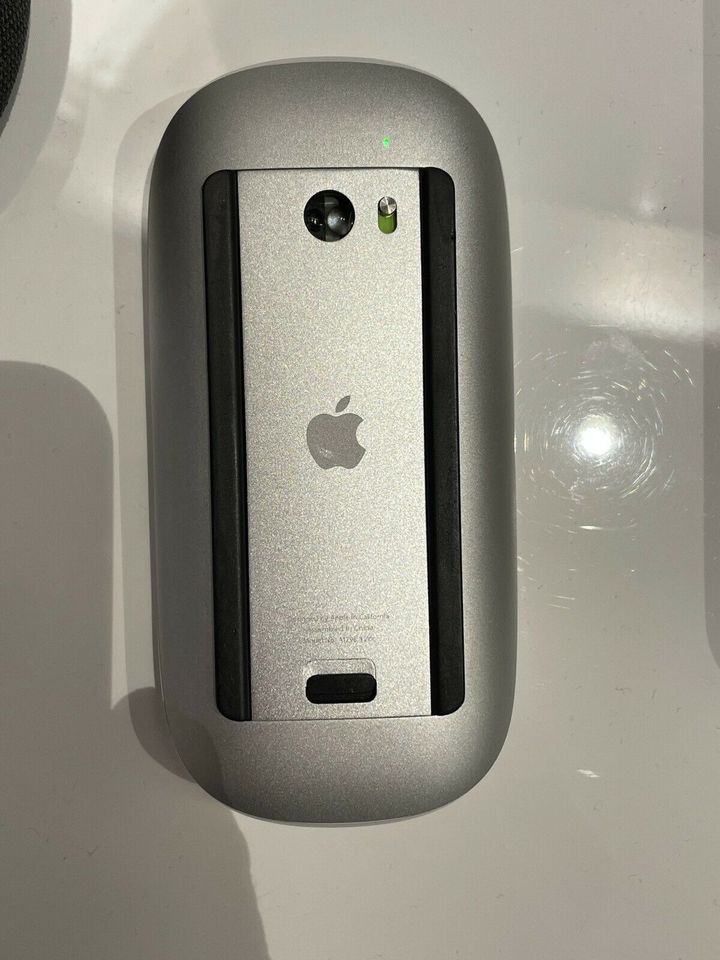 Apple Magic Mouse Bluetooth Maus - Weiß (A1296) 3 vdc in Frankfurt am Main