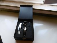 Sommelier Set 4teilig Korkenzieher Thermometer in Geschenkbox NEU Nordrhein-Westfalen - Velbert Vorschau