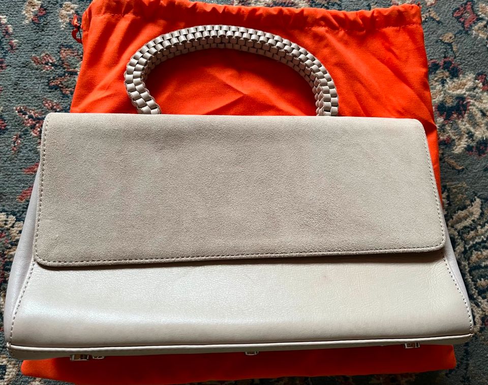 Designer Handtasche aus leder in Beige in Saarbrücken