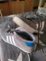 Knöchelturnschuhe  gr.41  1/2  adidas/ grau/ weiss Sachsen-Anhalt - Osterburg Vorschau