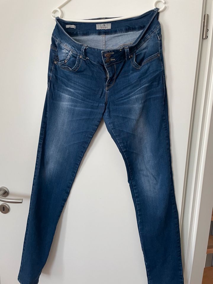 LTB Jeans Molly 30/34 in Wuppertal