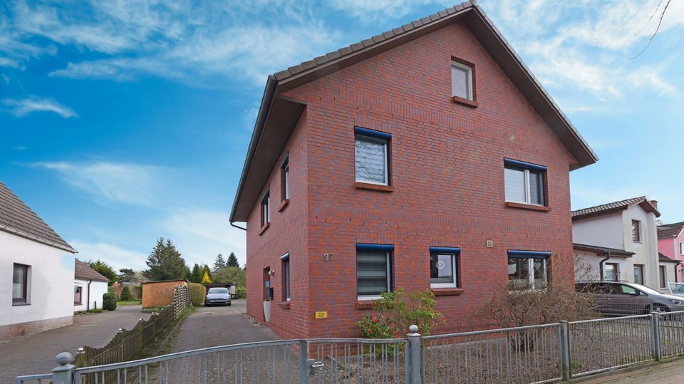 Einfamilienhaus auf großem Grundstück mit Baupotenzial in Pinneberg