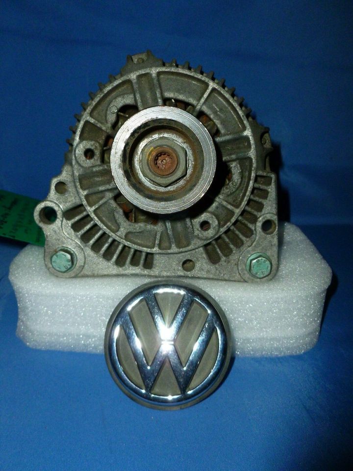 1 neuwertige VW Polo 6 N1/6 N2 Bosch Lichtmaschine von 1996 * in Schopfheim