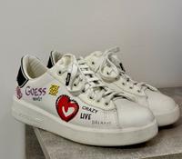 Weiße Guess Sneaker, Größe 38 Stuttgart - Vaihingen Vorschau
