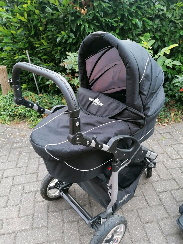 Bergsteiger Capri  Kinderwagen Buggy in Haßbergen