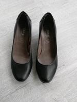 Schwarze Jana Pumps Größe 38,5 Niedersachsen - Bad Nenndorf Vorschau