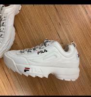 Fila Sport Schuhe Disrubtor Low Mädchen Damen Schuhe sneakerGr.36 Bayern - Lochhausen Vorschau